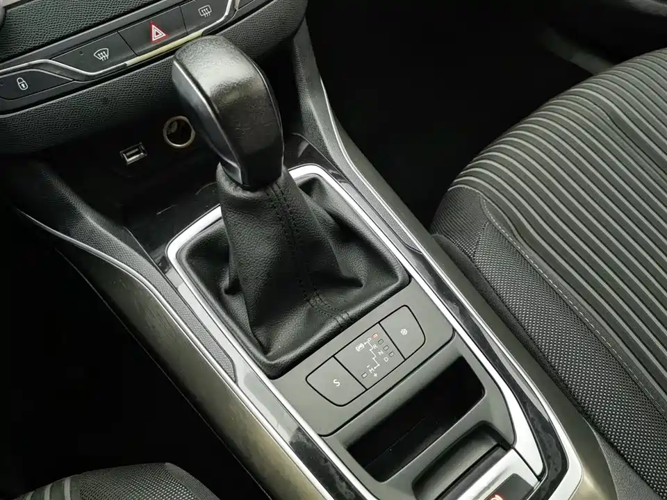 Peugeot 408 Peugeot 408