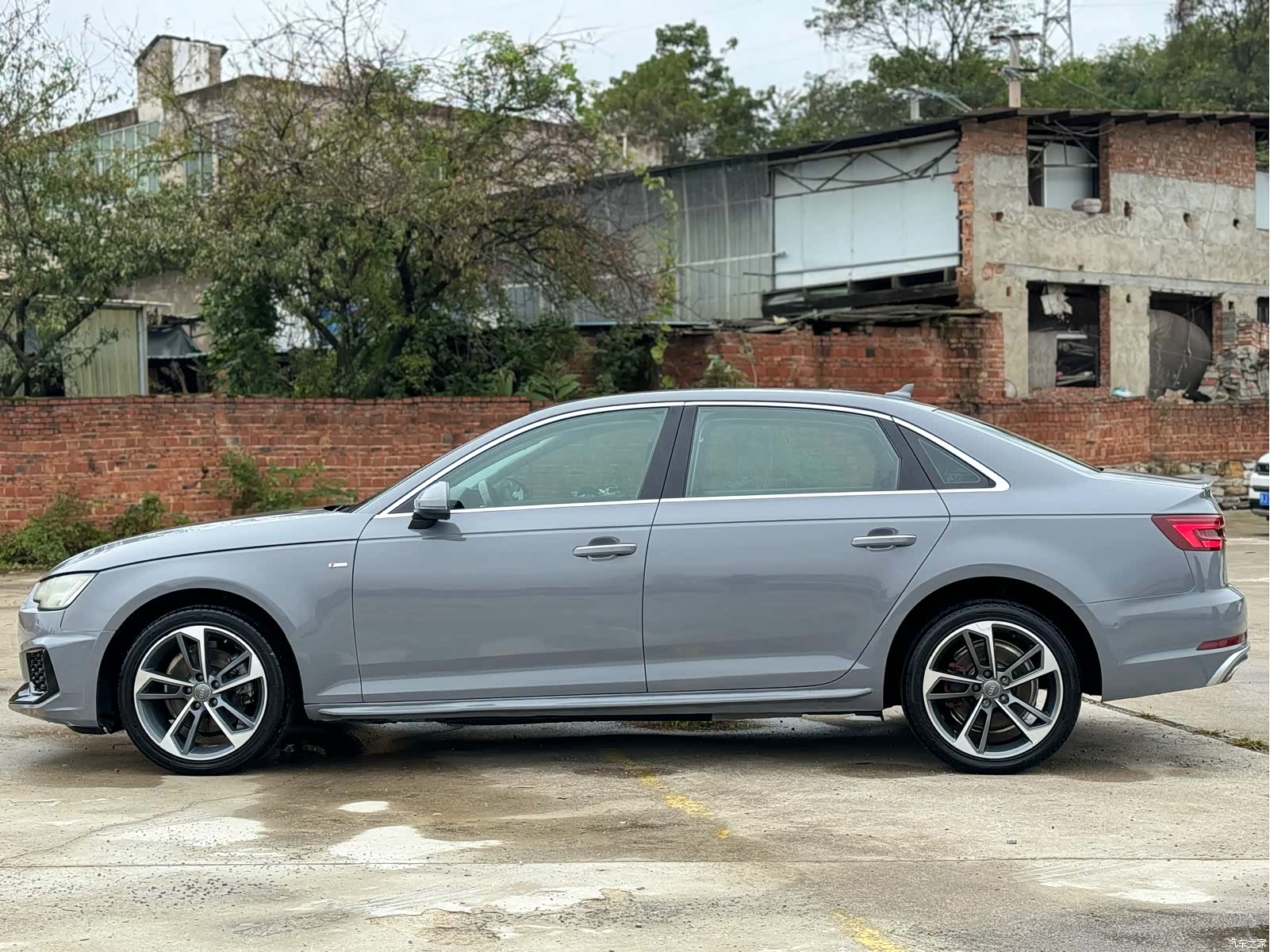 Audi A4L, 2019 4