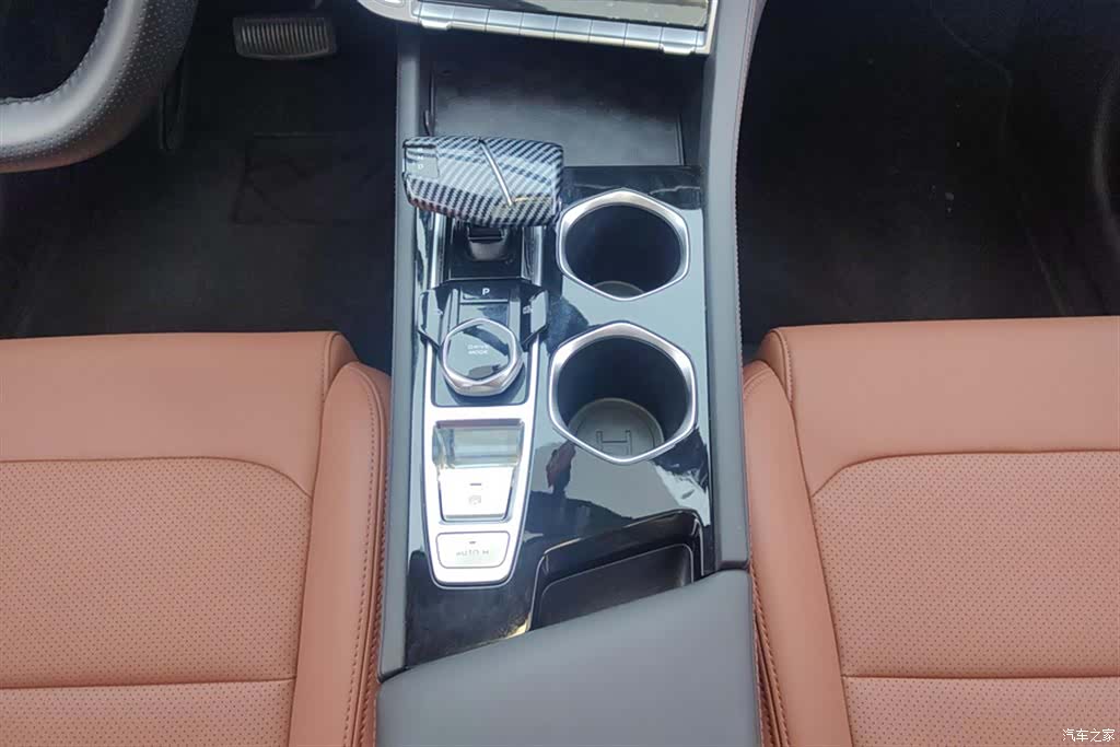 Changan Eado, 2025 16