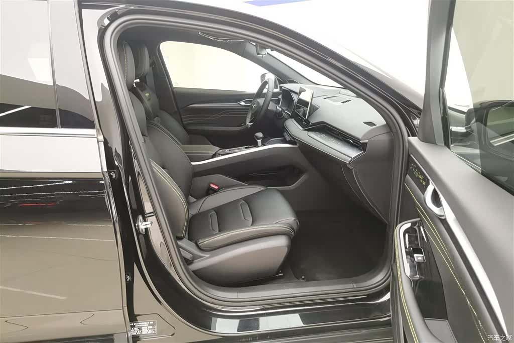 Geely Preface, 2024 8
