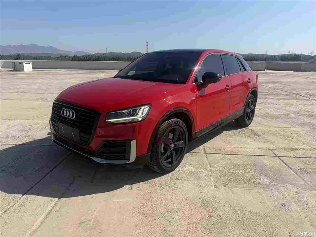 Audi Q2L, 2020 1