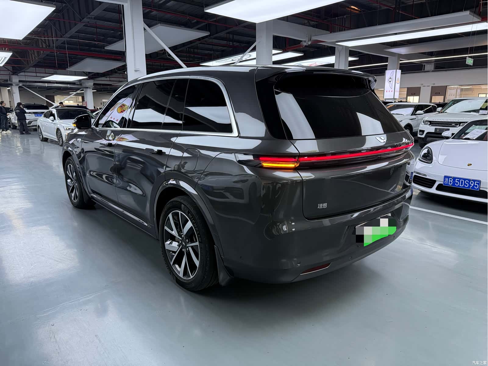 Li Auto L8, 2023 19