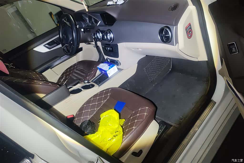 Mercedes-Benz GLK-Class, 2015 8