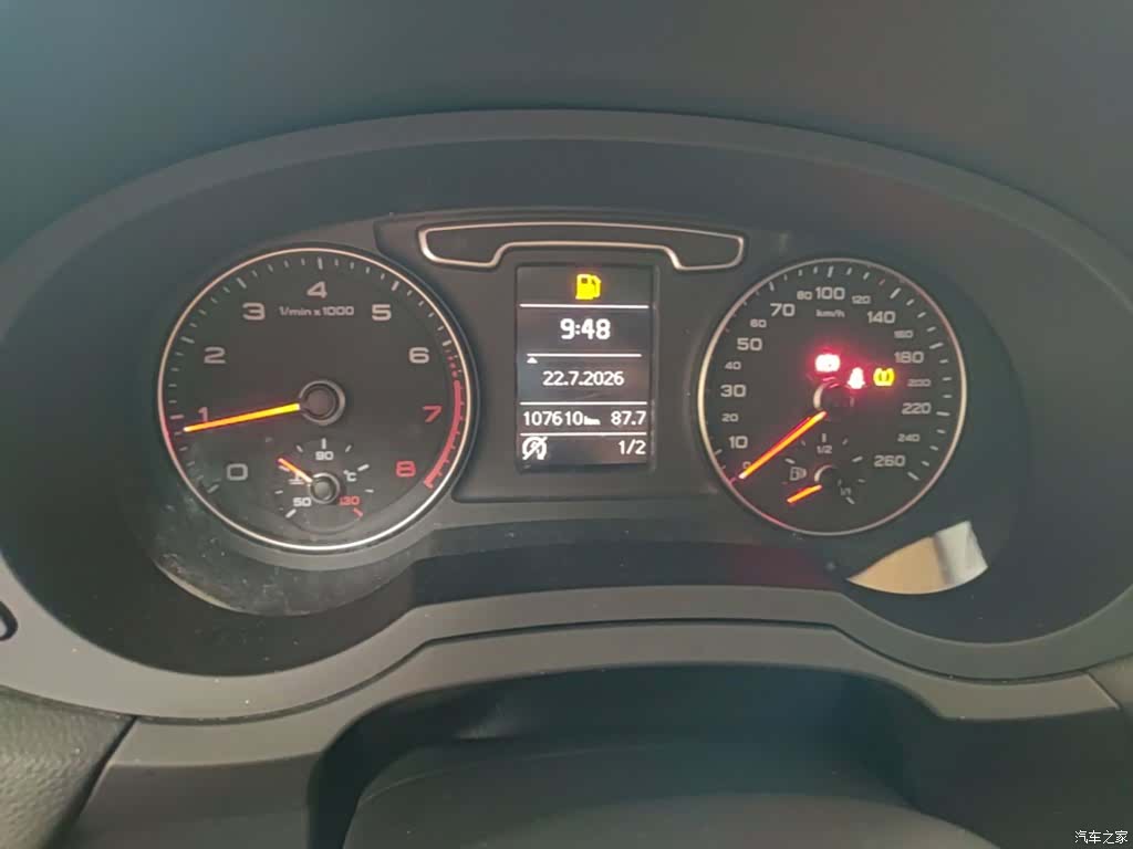Audi Q3, 2016 12