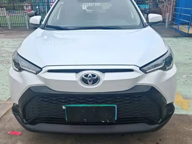 Toyota Frontlander 2025 — купить из Китая под заказ