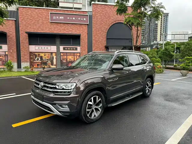 Volkswagen Teramont 2018 — купить из Китая под заказ
