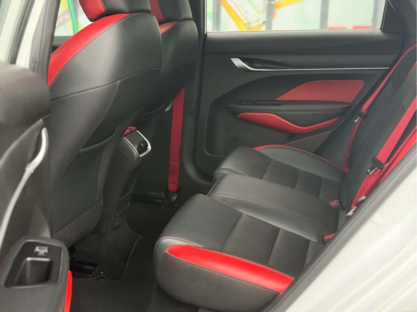 Geely Binray, 2021 8