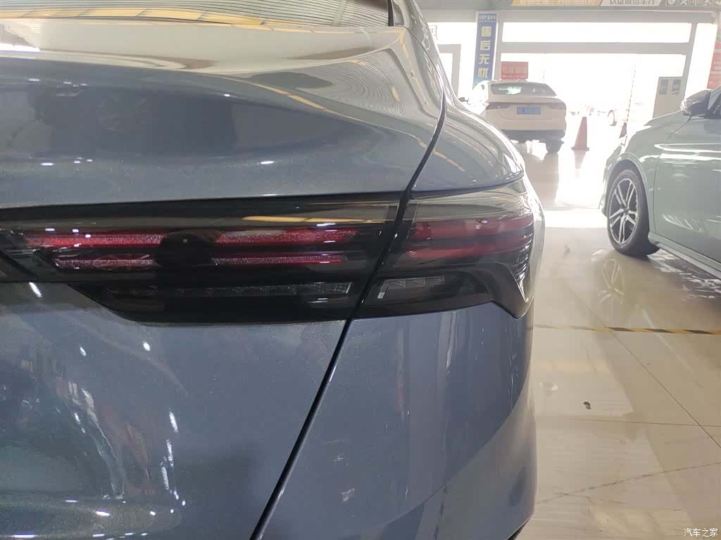 Geely Binray, 2026 8