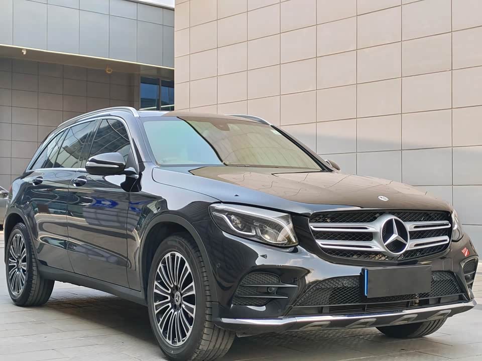 Mercedes-Benz GLC Mercedes-Benz GLC