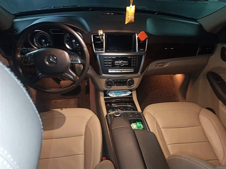 Mercedes-Benz M class