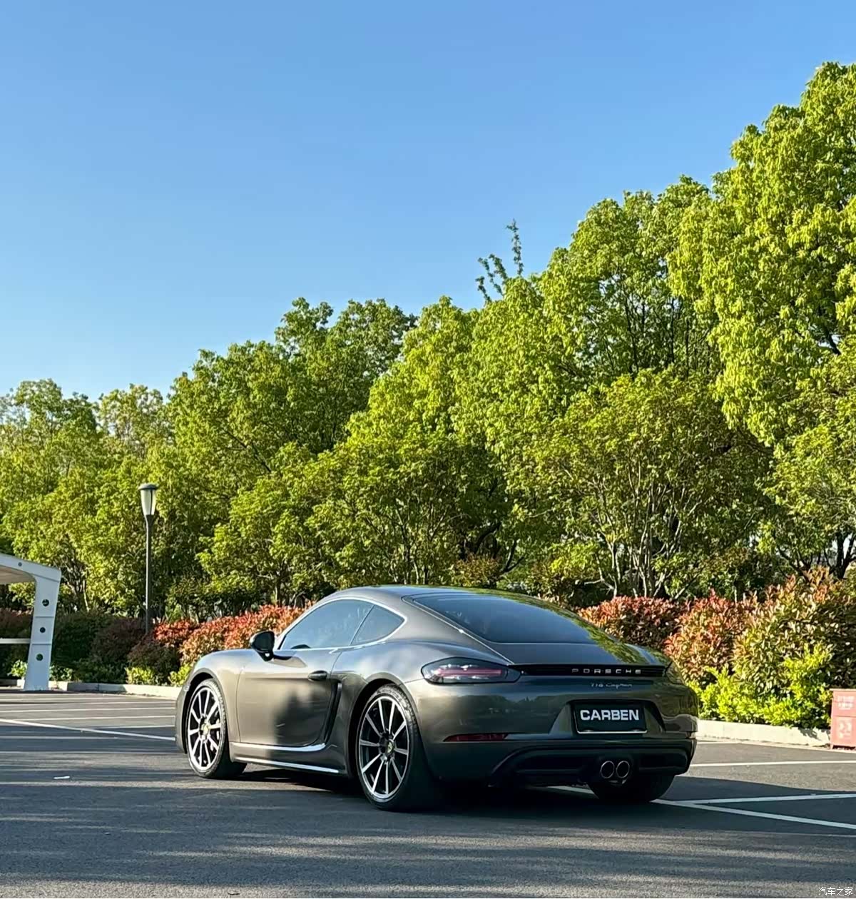Porsche Cayman, 2021 все фото