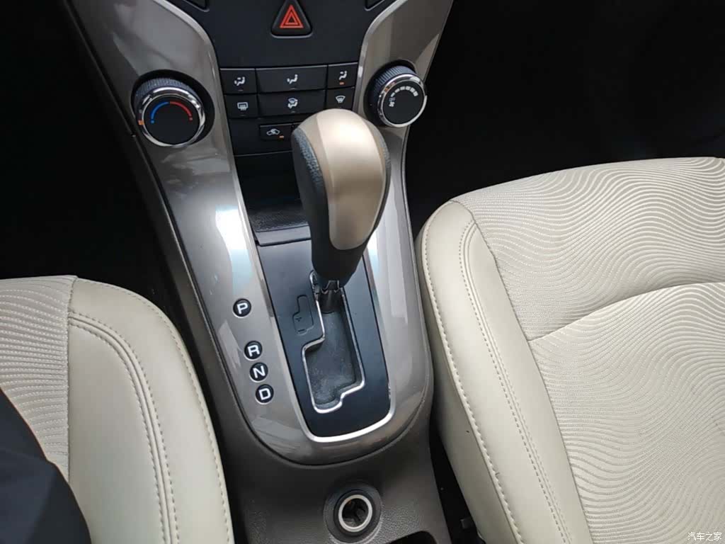 Chevrolet SE, 2016 21