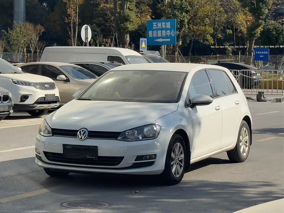 Volkswagen golf