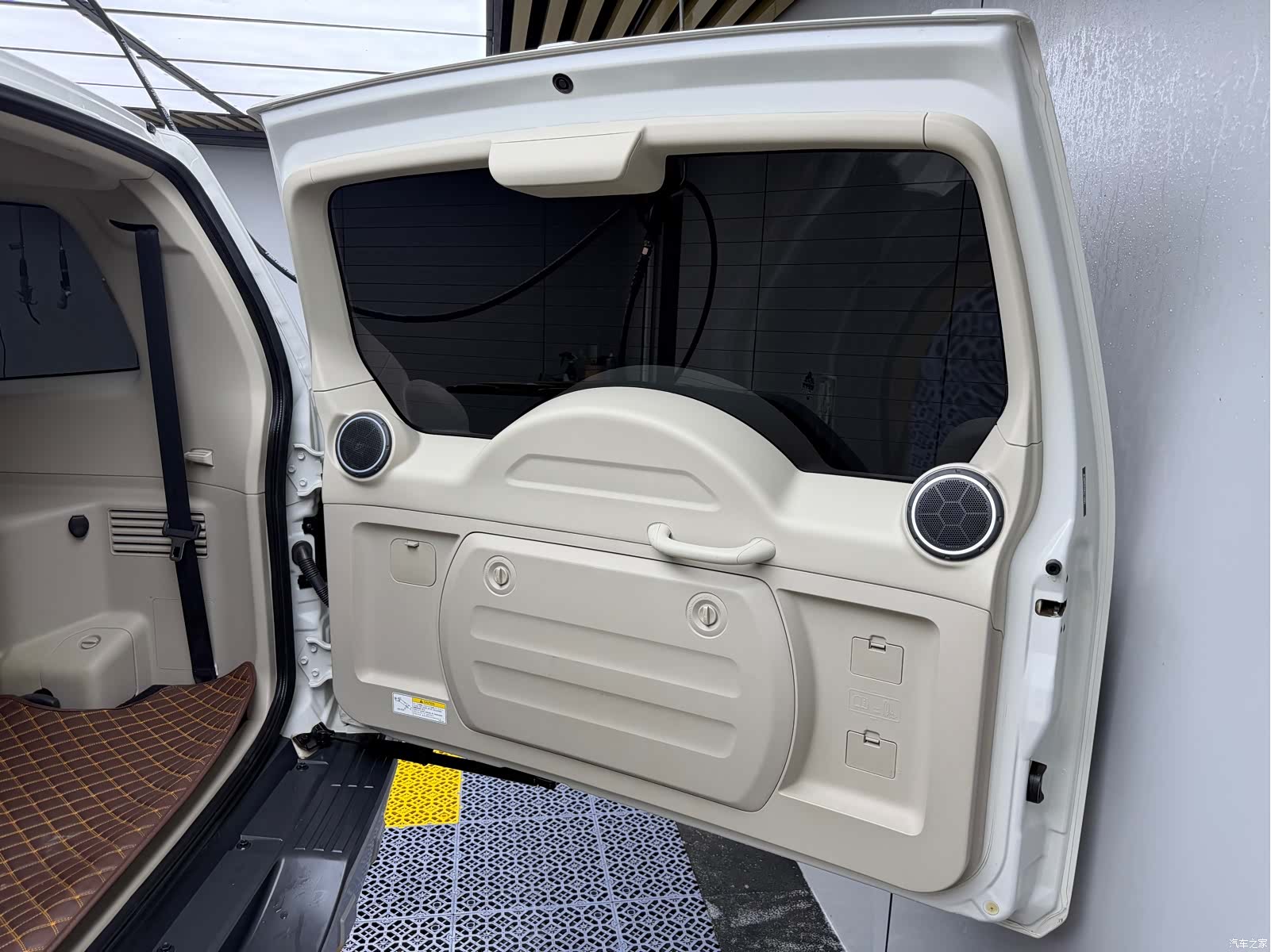 Mitsubishi Pajero, 2020 9