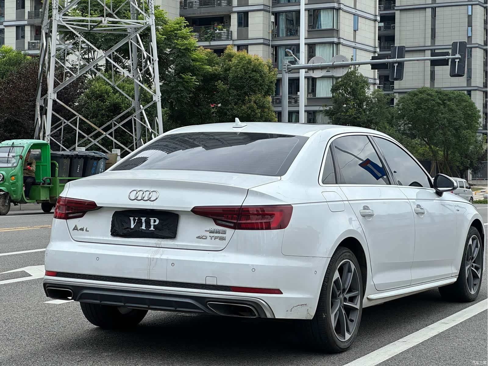 Audi A4L, 2019 16