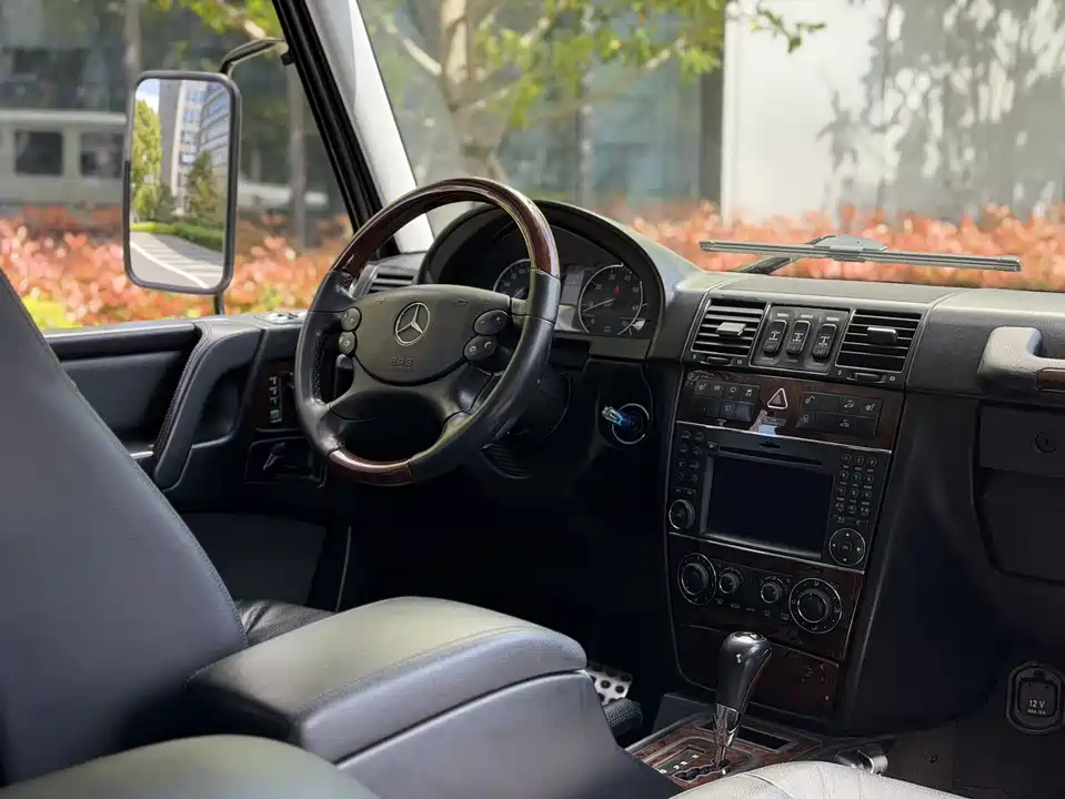 Mercedes-Benz G-class