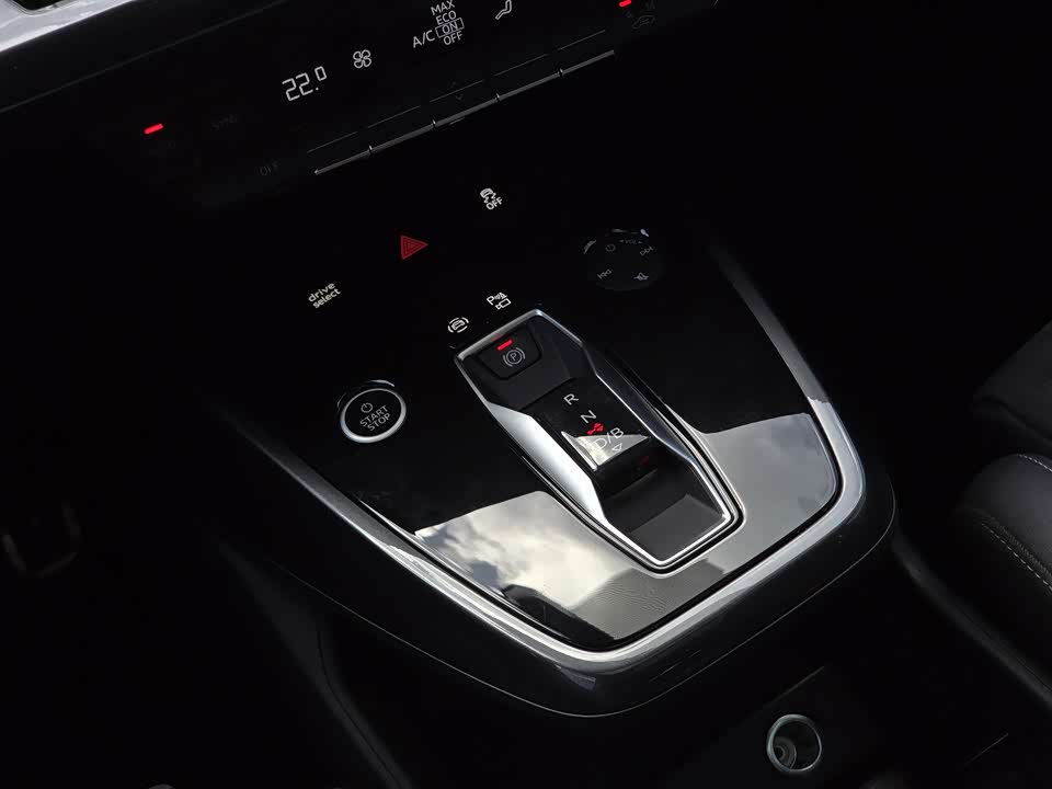 Audi Q4