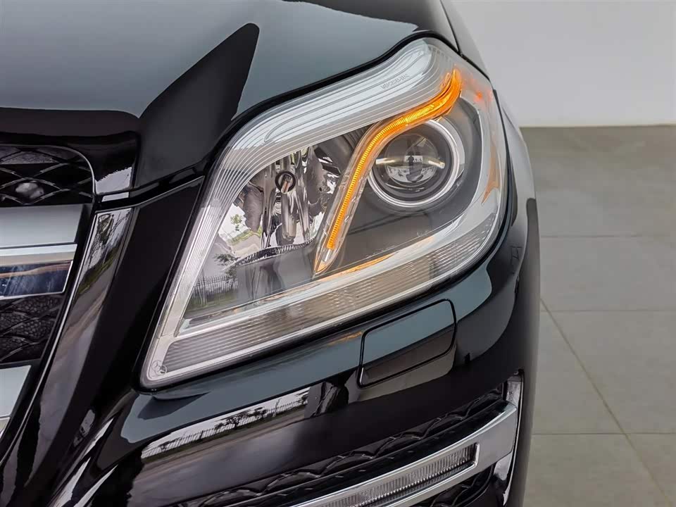 Mercedes-Benz GL grade