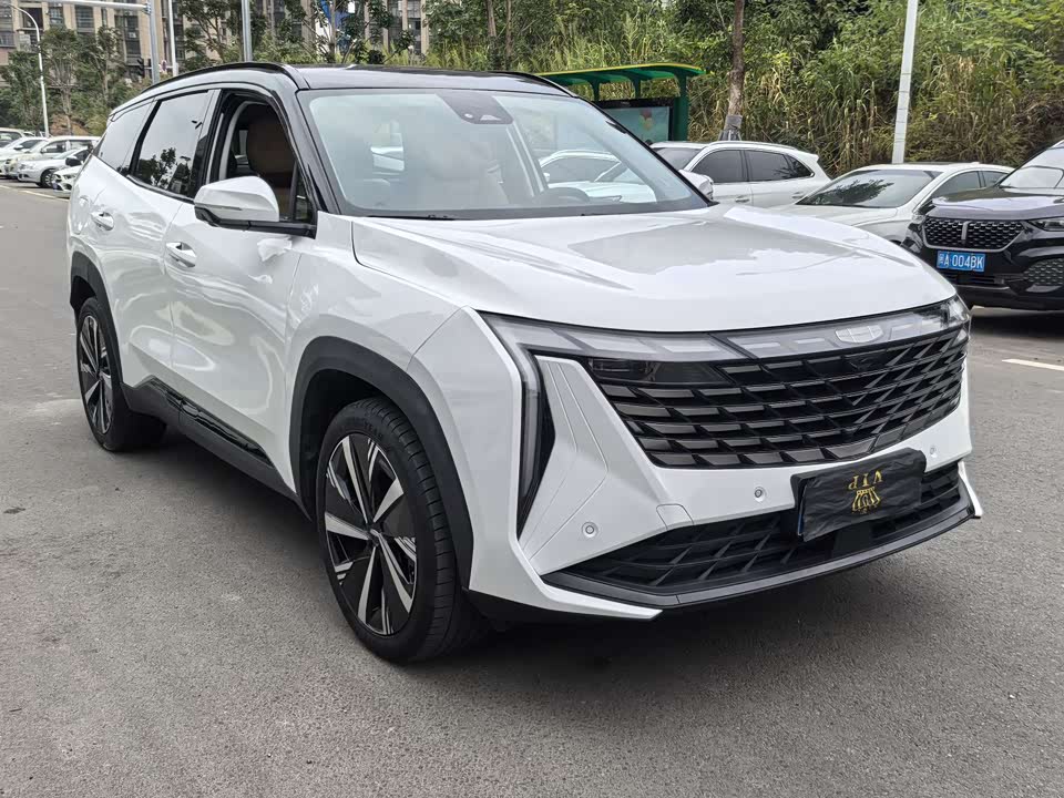 Geely Atlas L