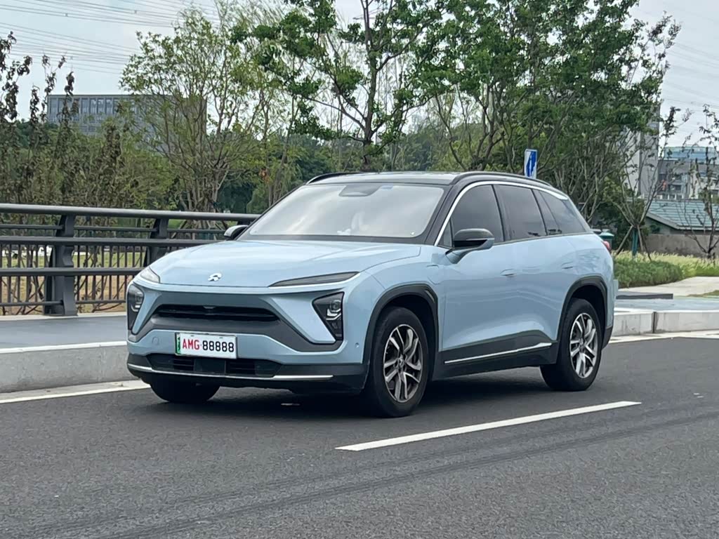 NIO ES6