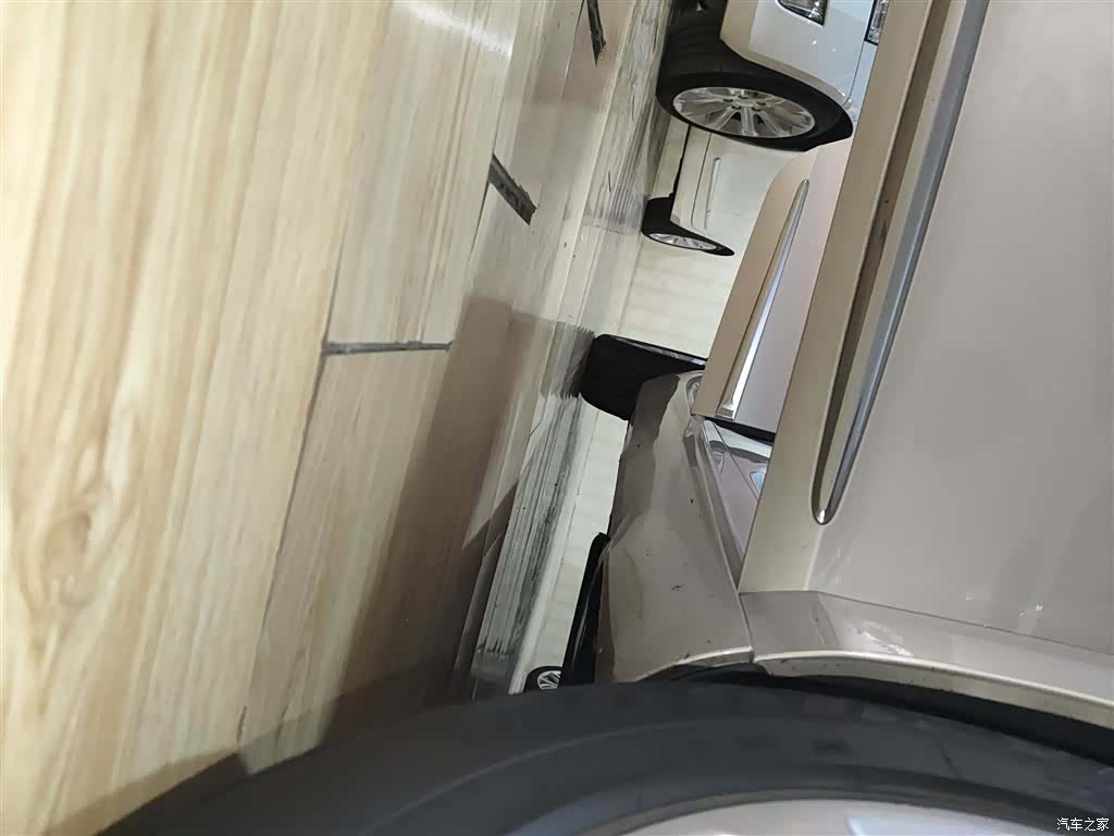 Cadillac XTS, 2019 21
