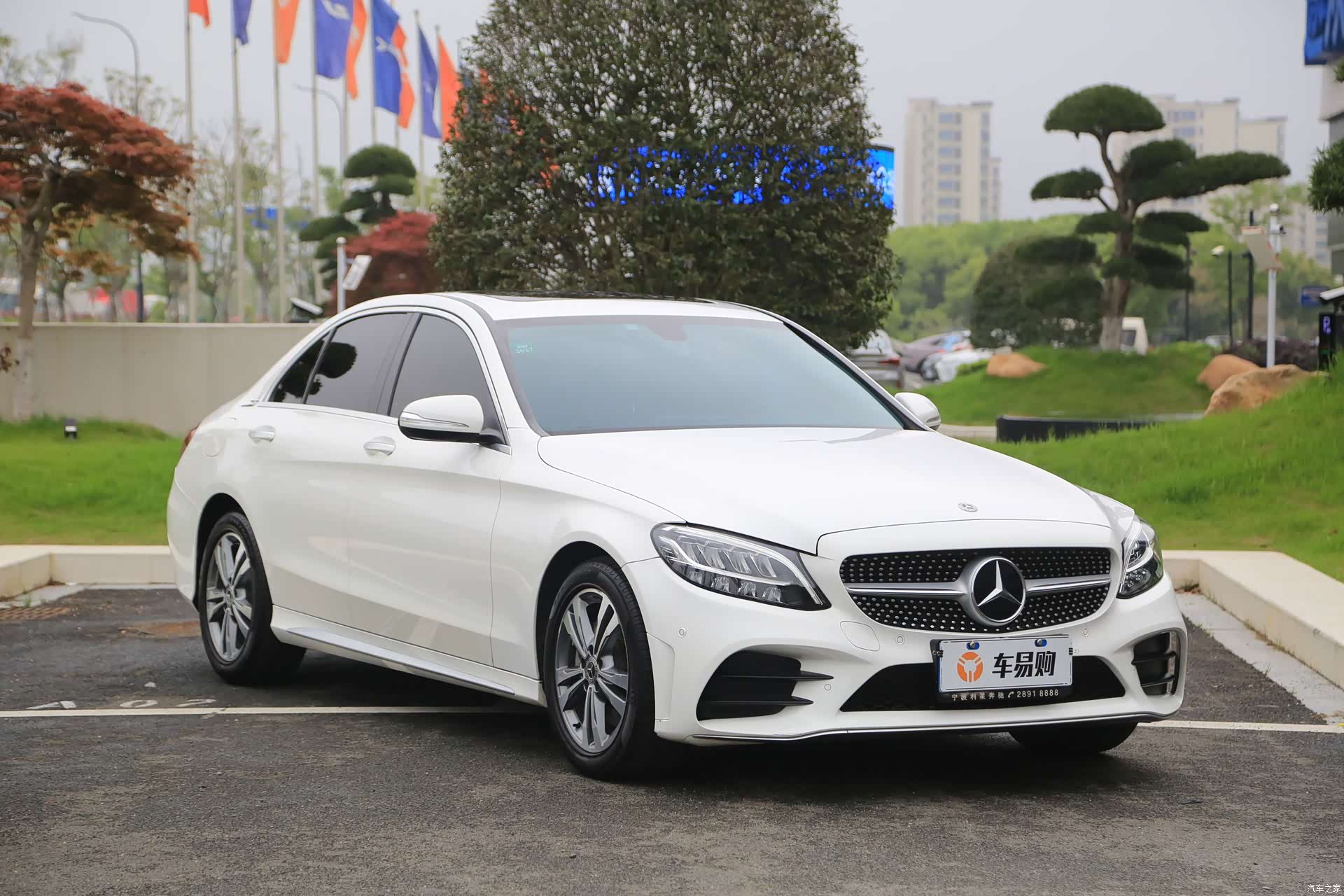 Mercedes-Benz C-Class, 2019 3