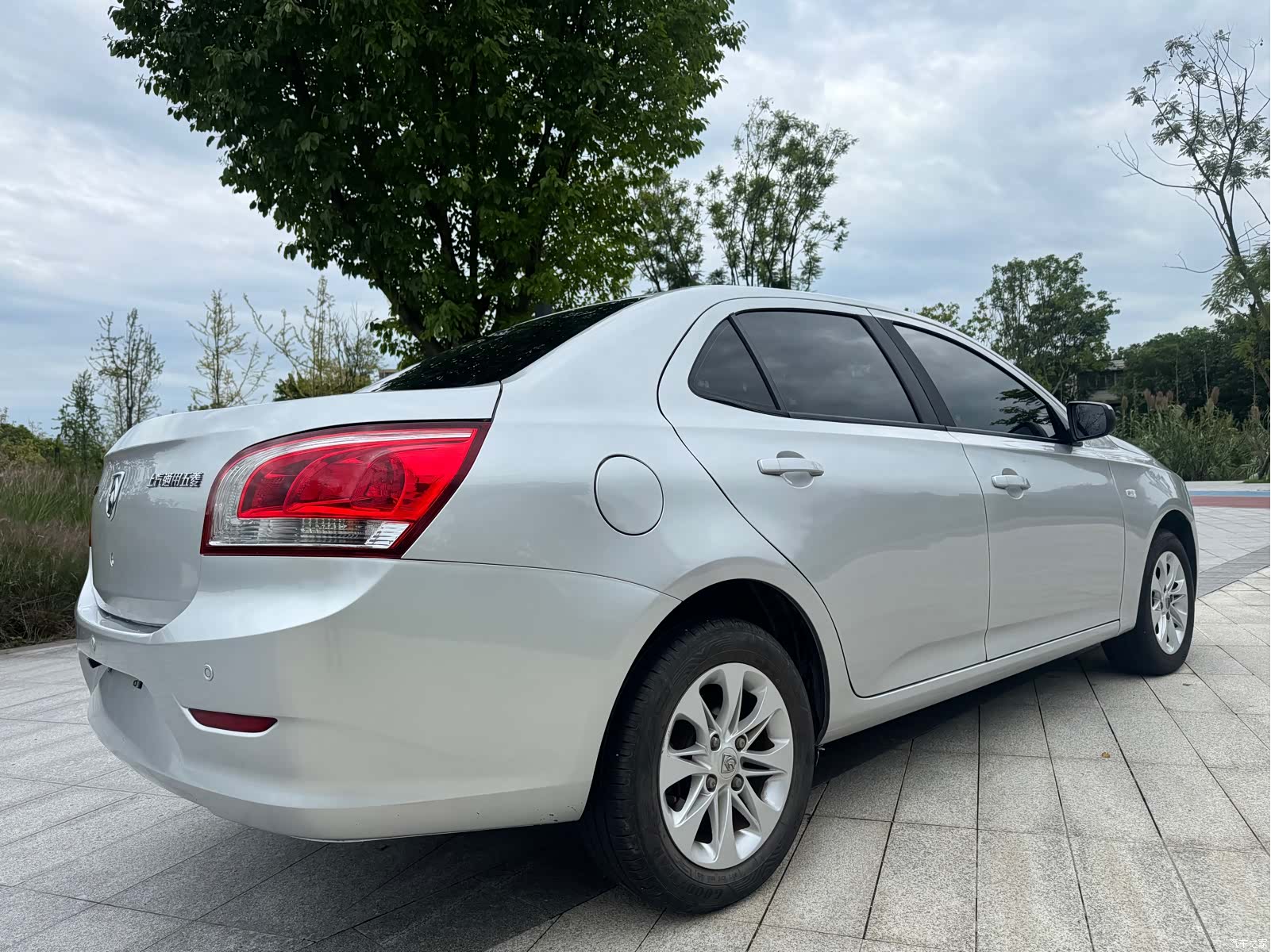 Wuling 630, 2014 все фото