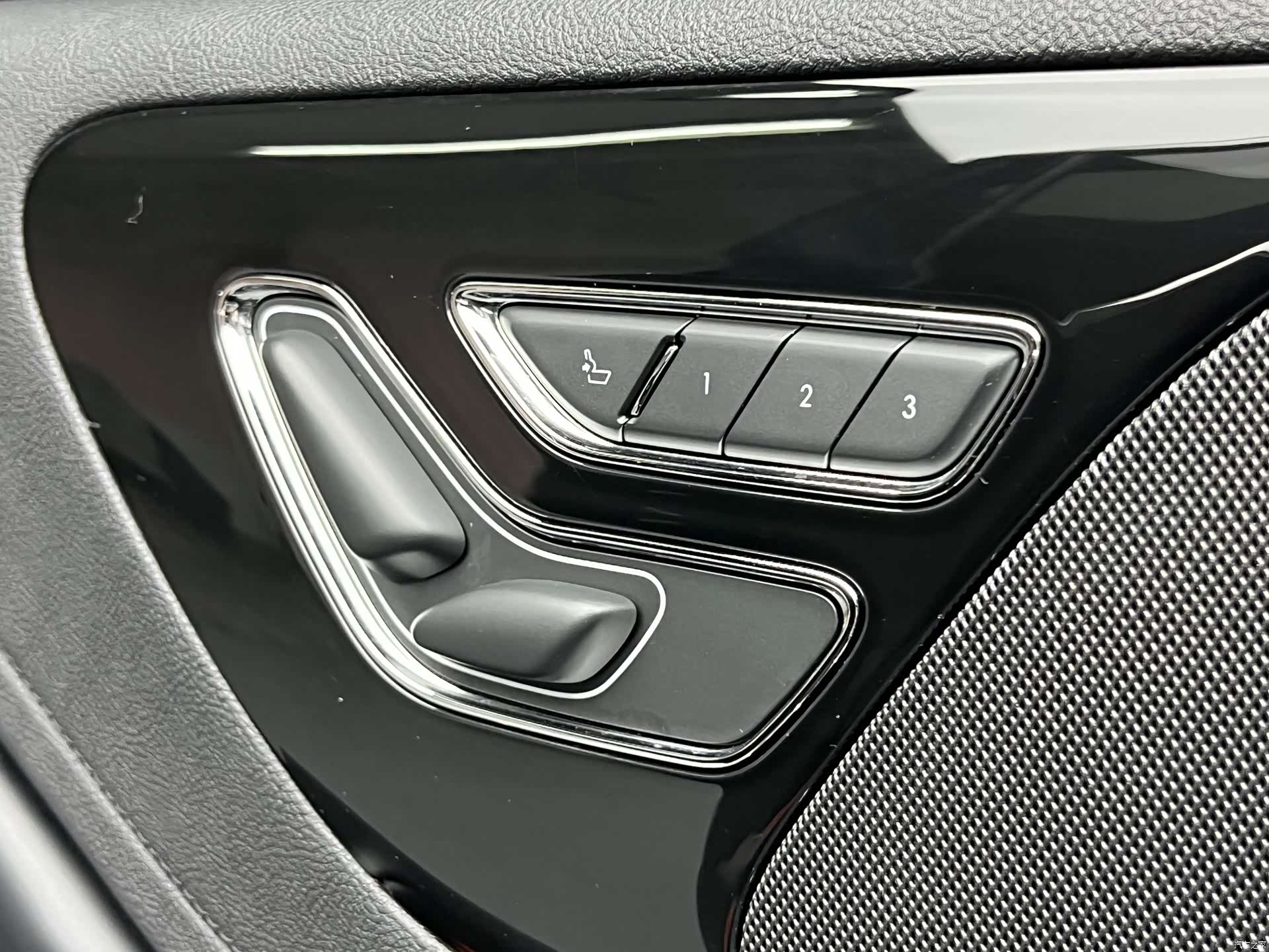 Lincoln Aviator, 2020 9