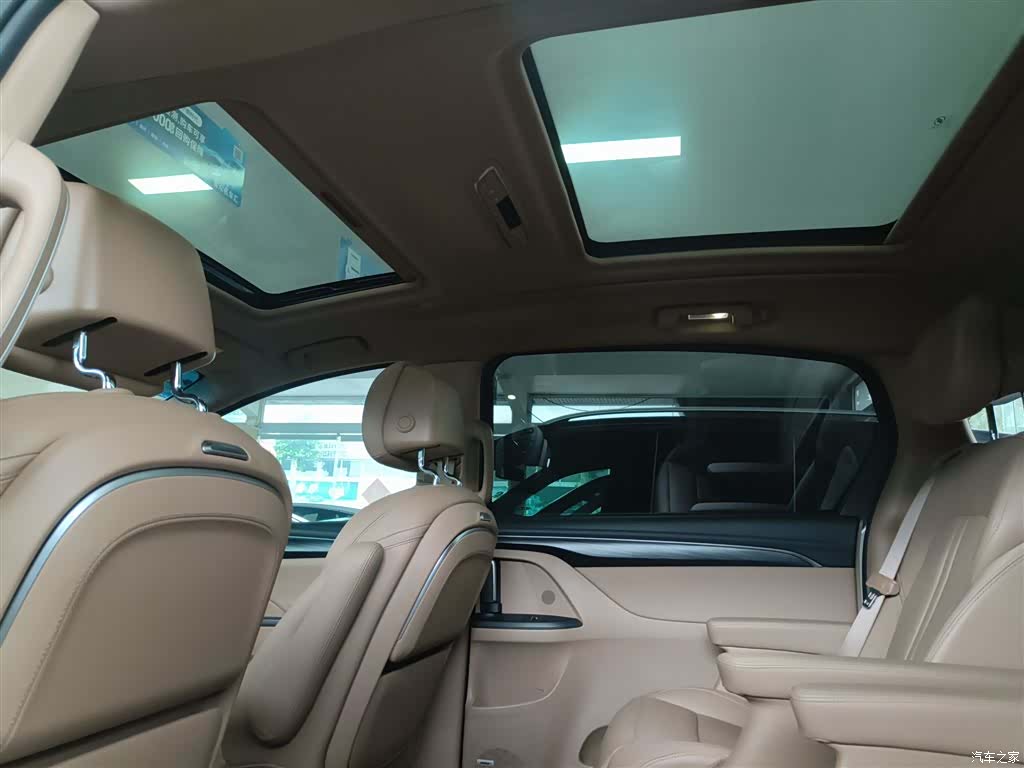 Buick GL8, 2020 9