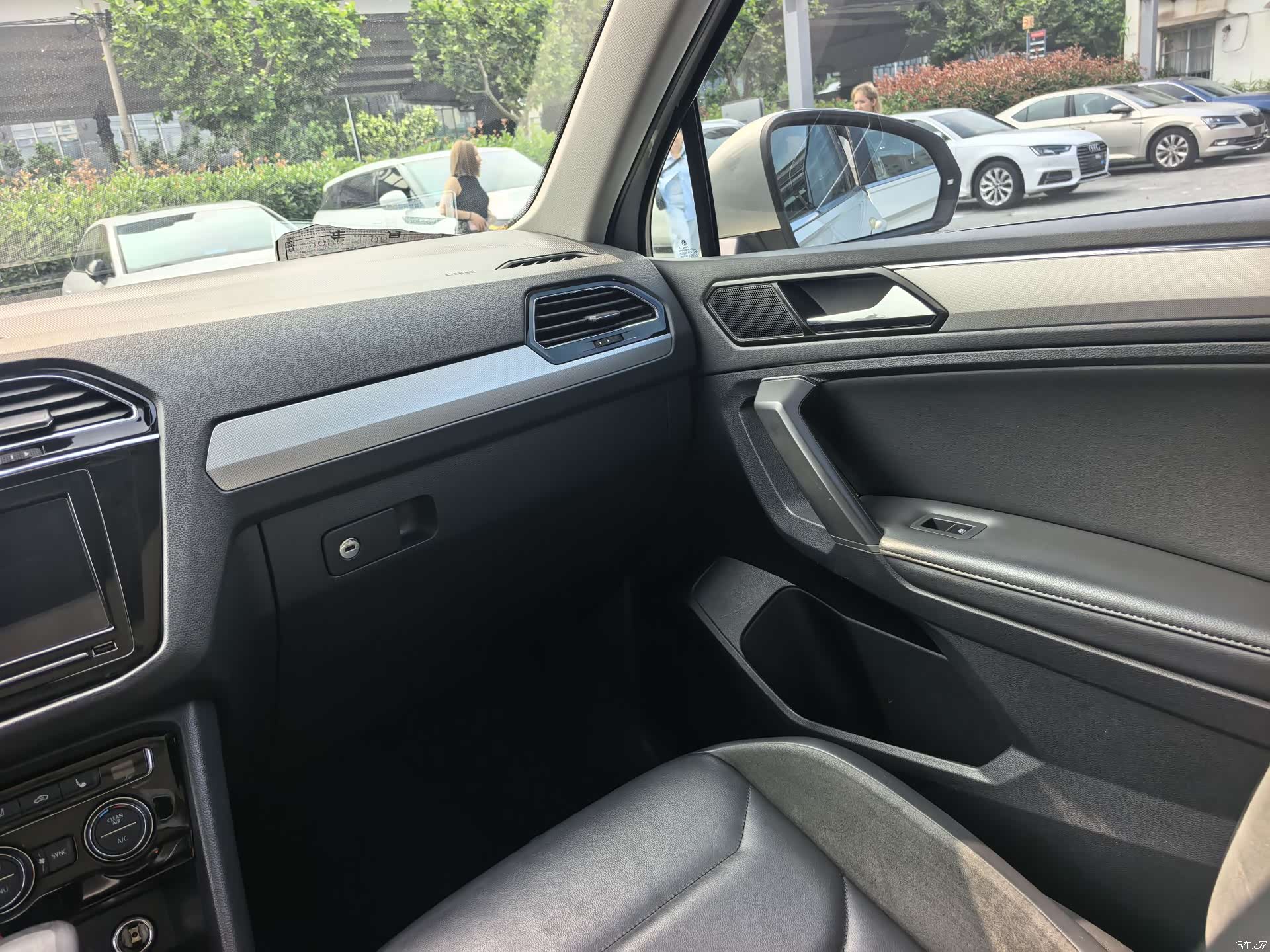 Volkswagen Tiguan L, 2018 13