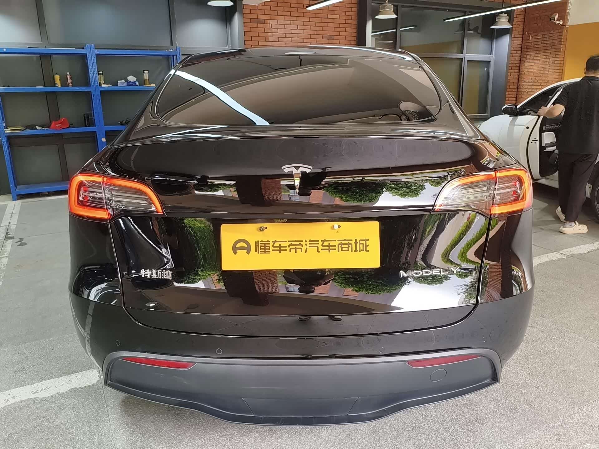 Tesla Model Y, 2023 8