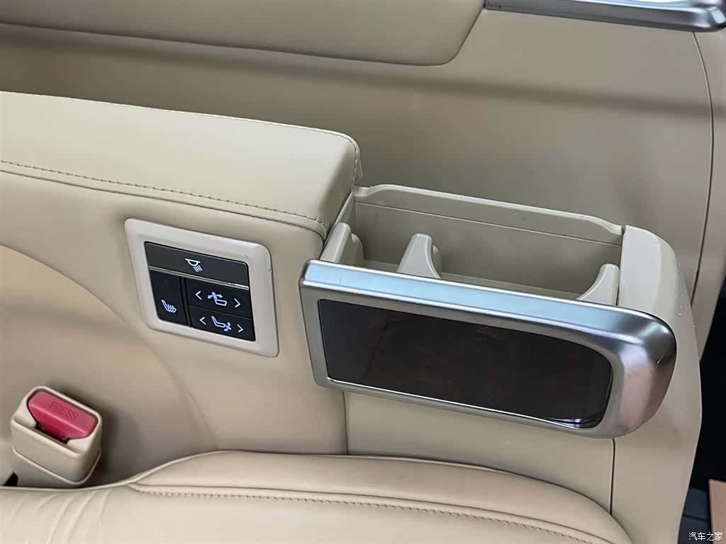 Toyota Alphard, 2020 32