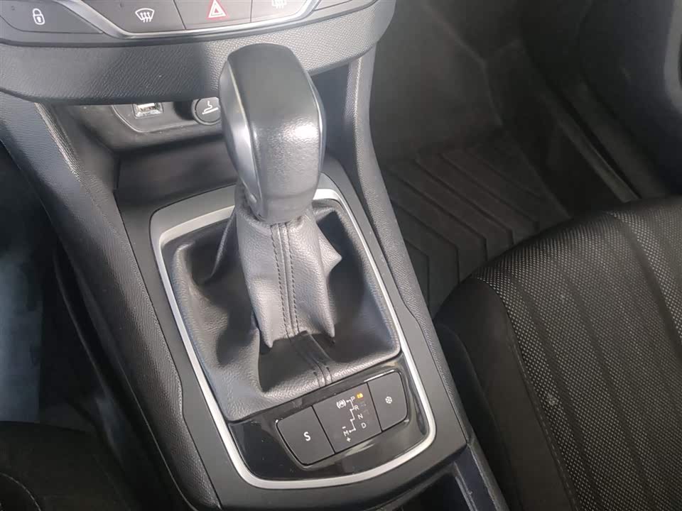 Peugeot 308S