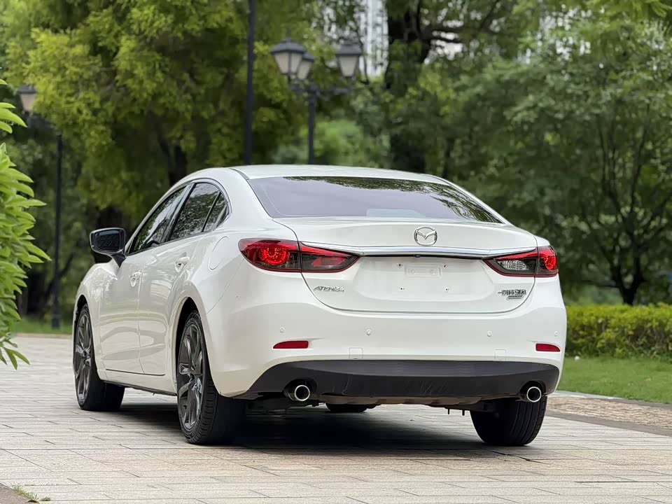 Mazda Atez