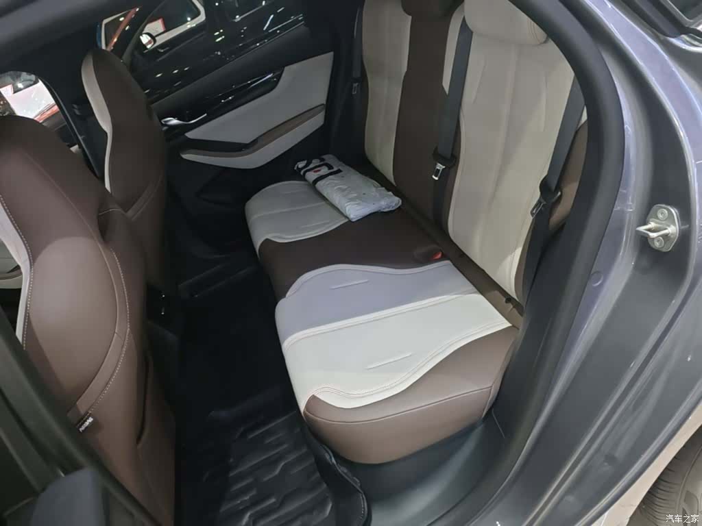 BYD Qin, 2024 17