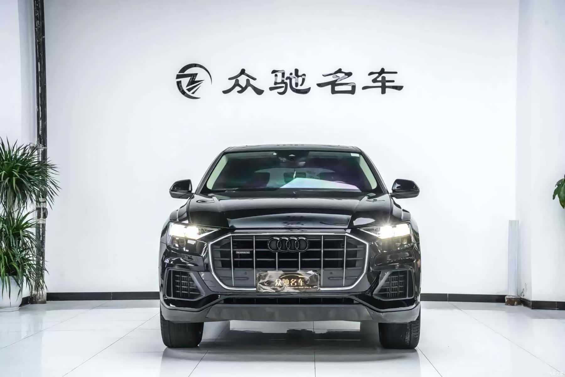 Audi Q8, 2023 2