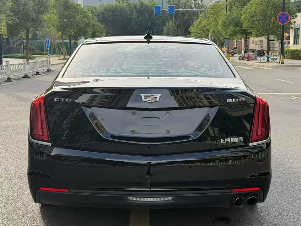 Cadillac CT6