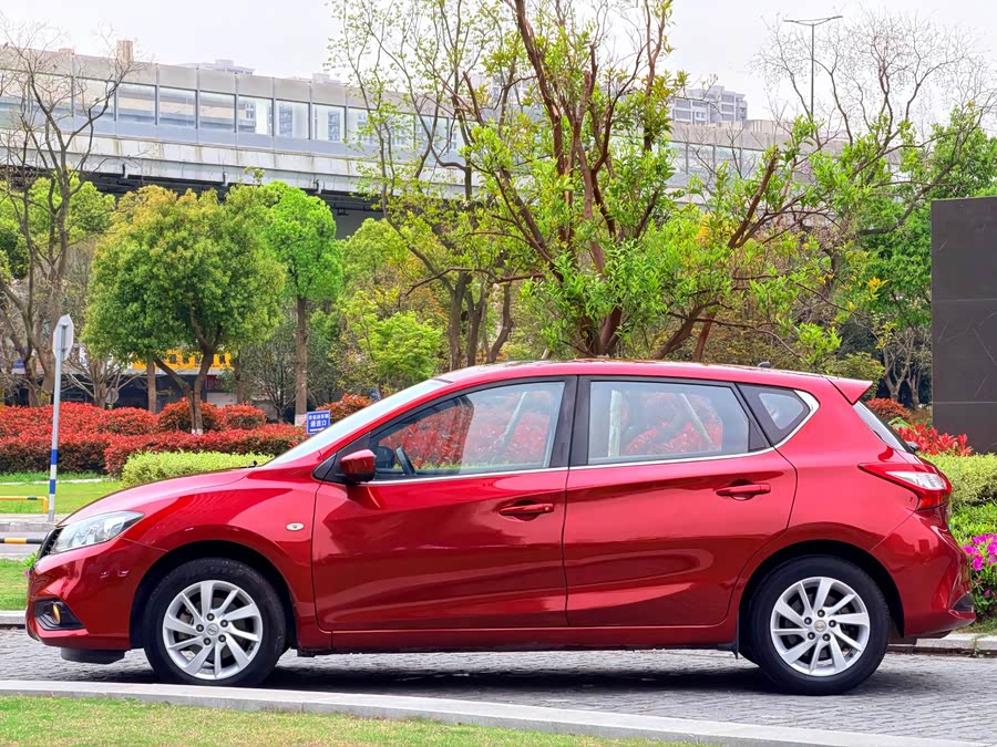 Nissan Tiida 2017, фото 17