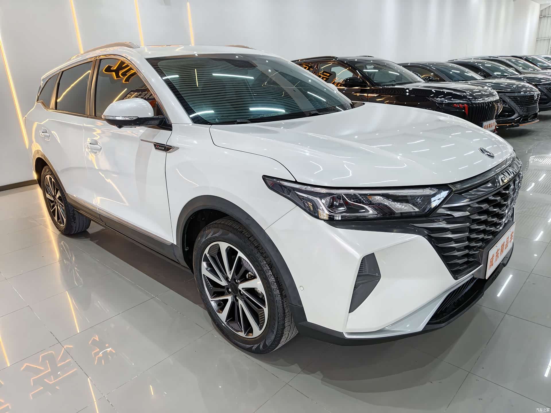 DongFeng AX7, 2022 3