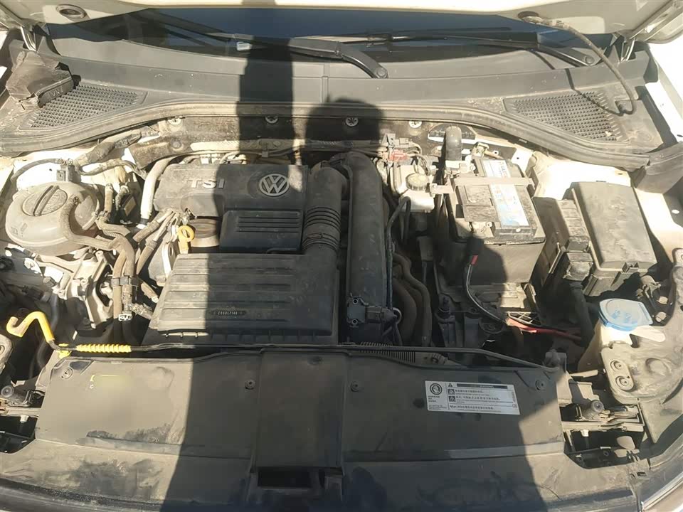 Volkswagen T-ROC exploring Songs