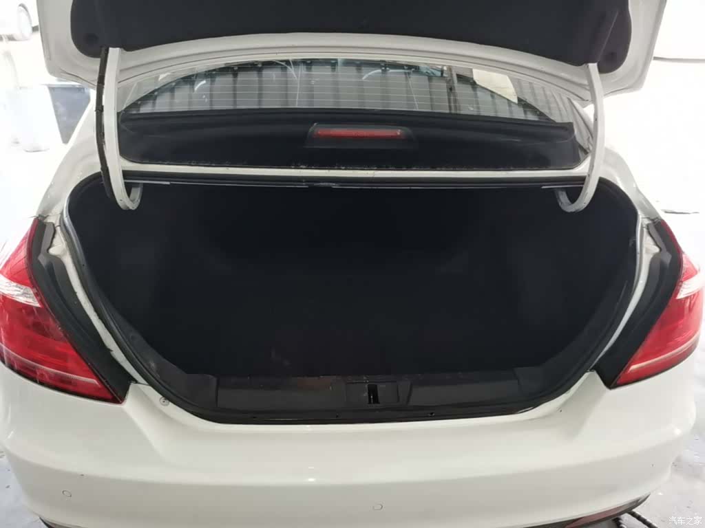 Geely Emgrand, 2016 19