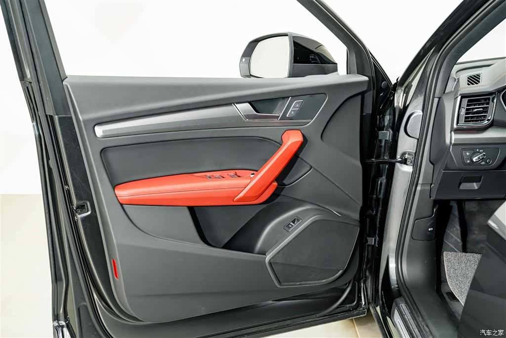 Audi Q5L, 2024 16
