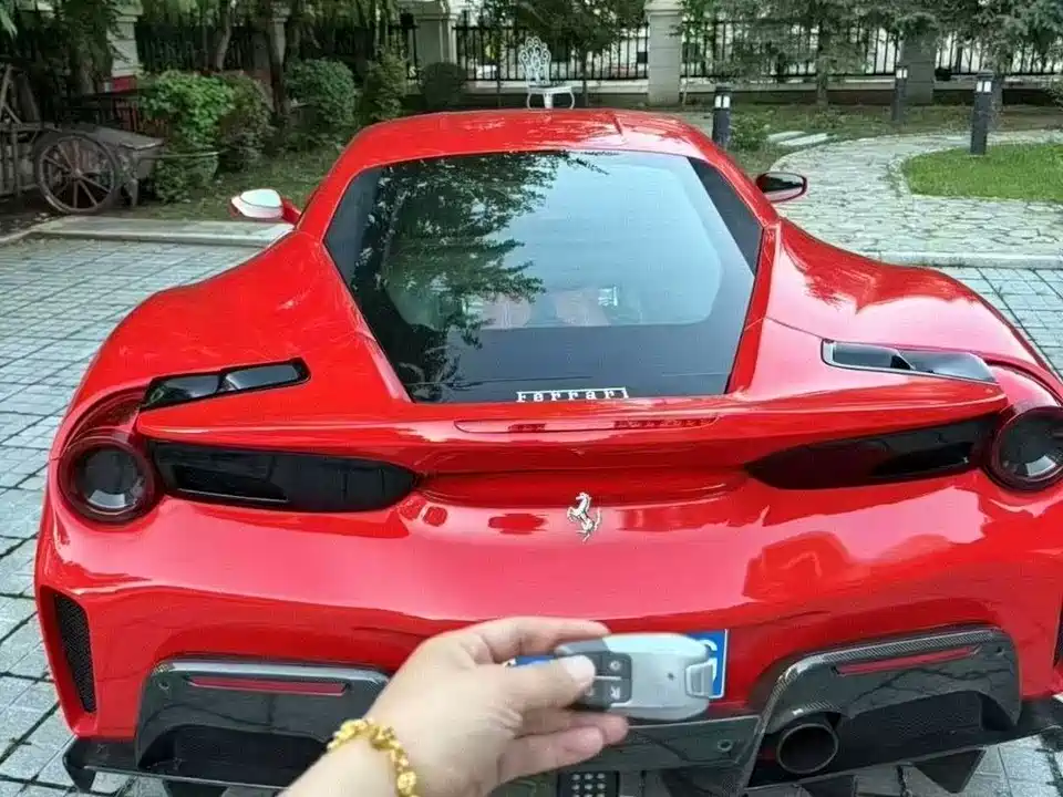 Ferrari 488
