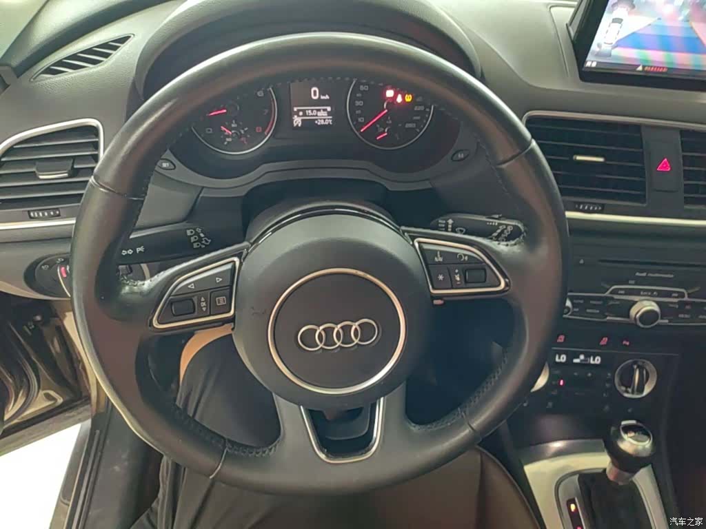 Audi Q3, 2016 11