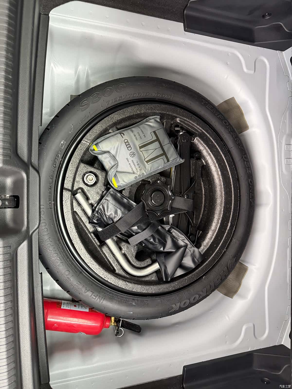 Audi Q2L, 2023 18