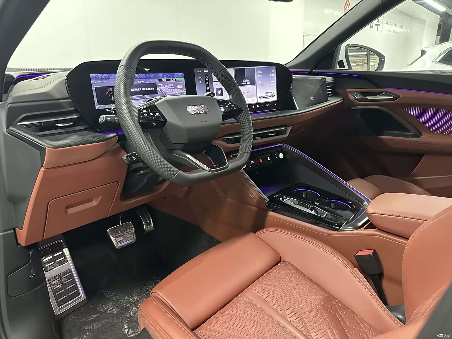 Audi Q5L, 2025 12