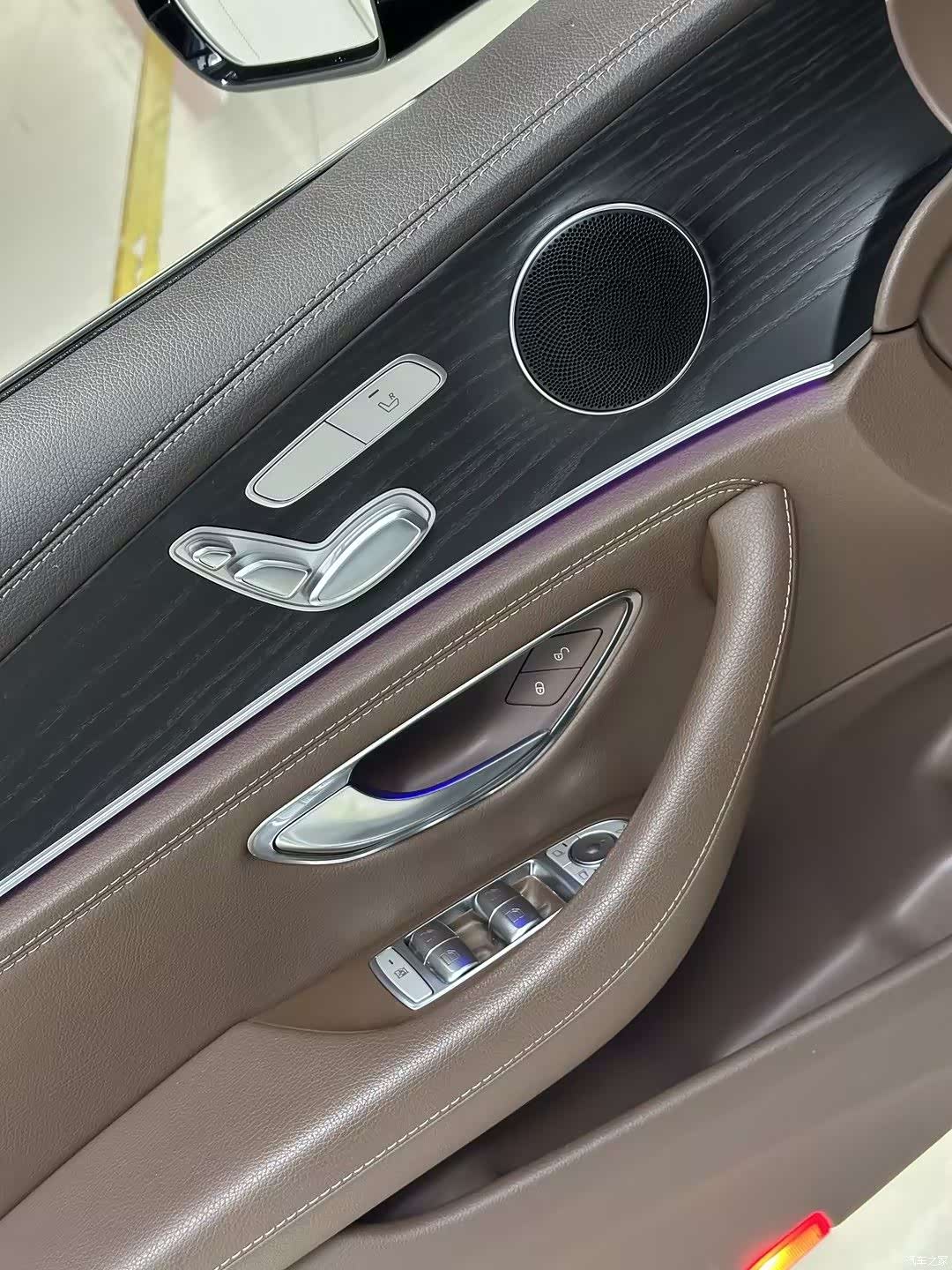 Mercedes-Benz E-Class, 2023 15