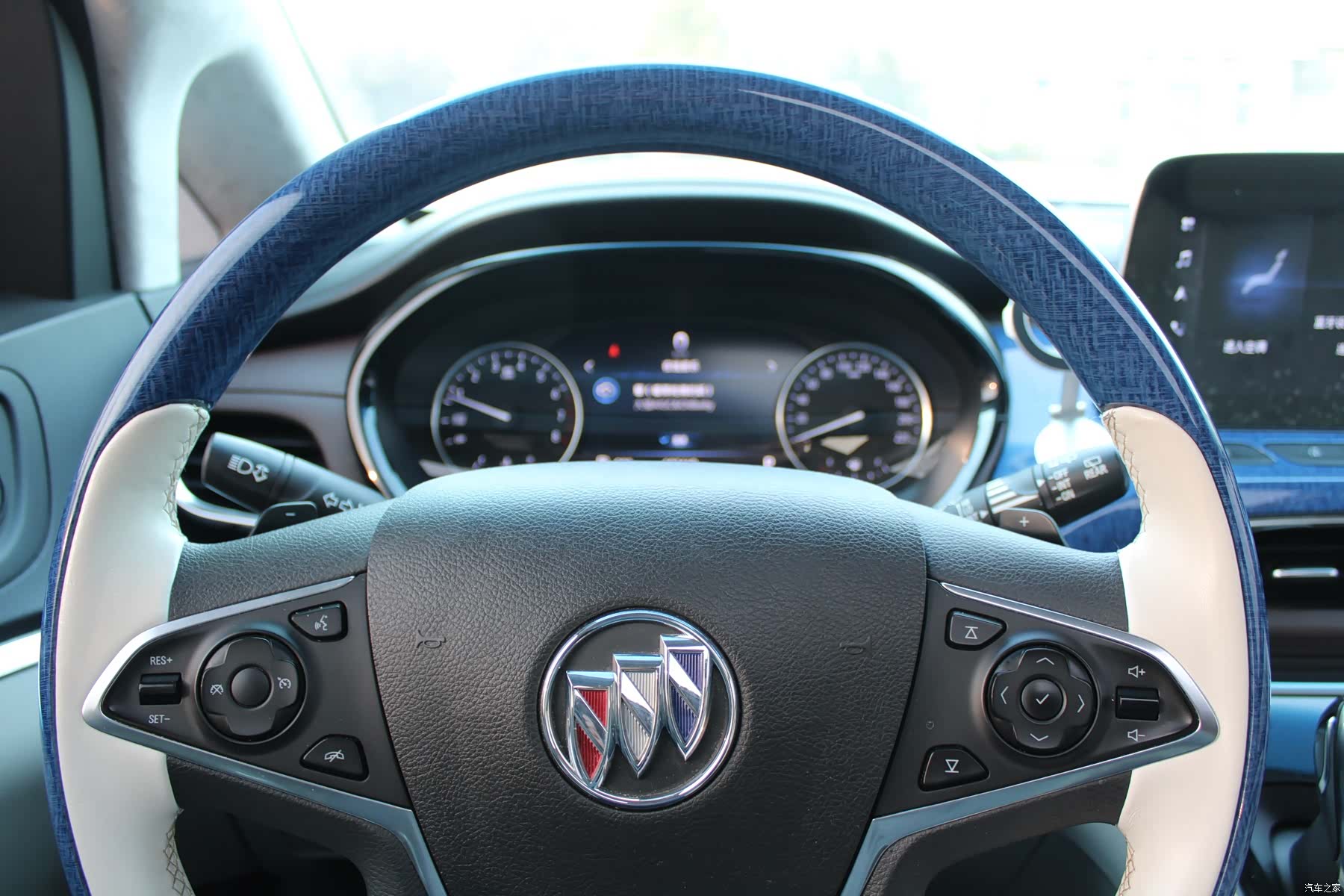 Buick GL8, 2020 11