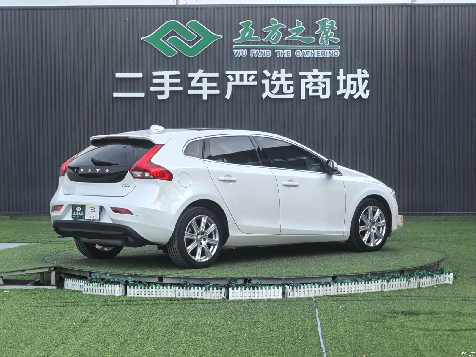 Volvo V40, 2018 19
