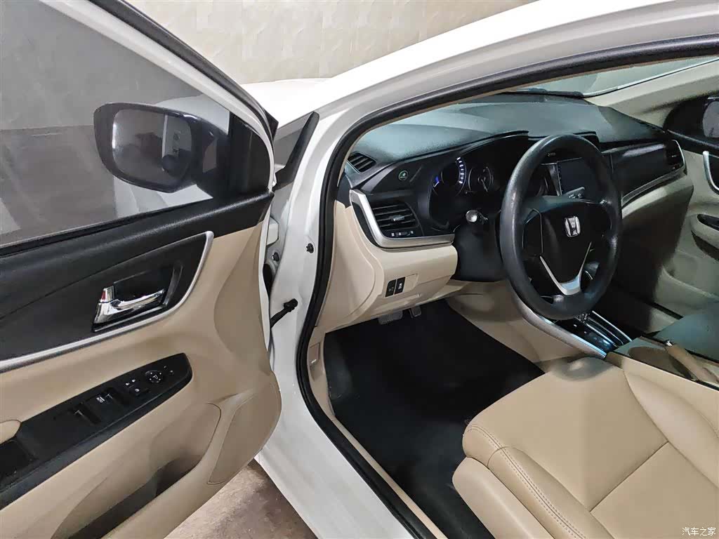 Honda Crider, 2016 12